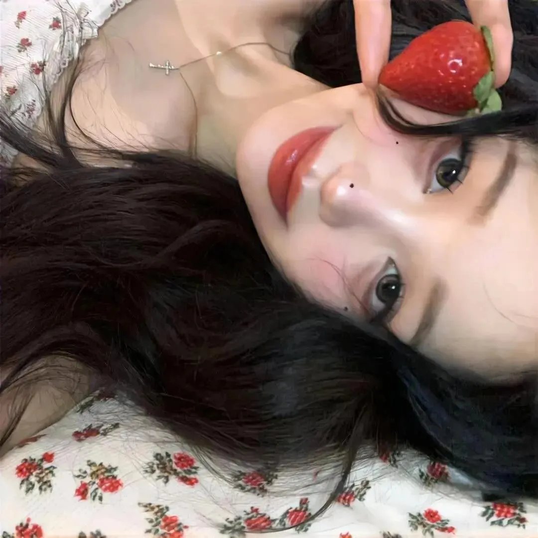 奔现当天，室友阻止我和网恋对象见面